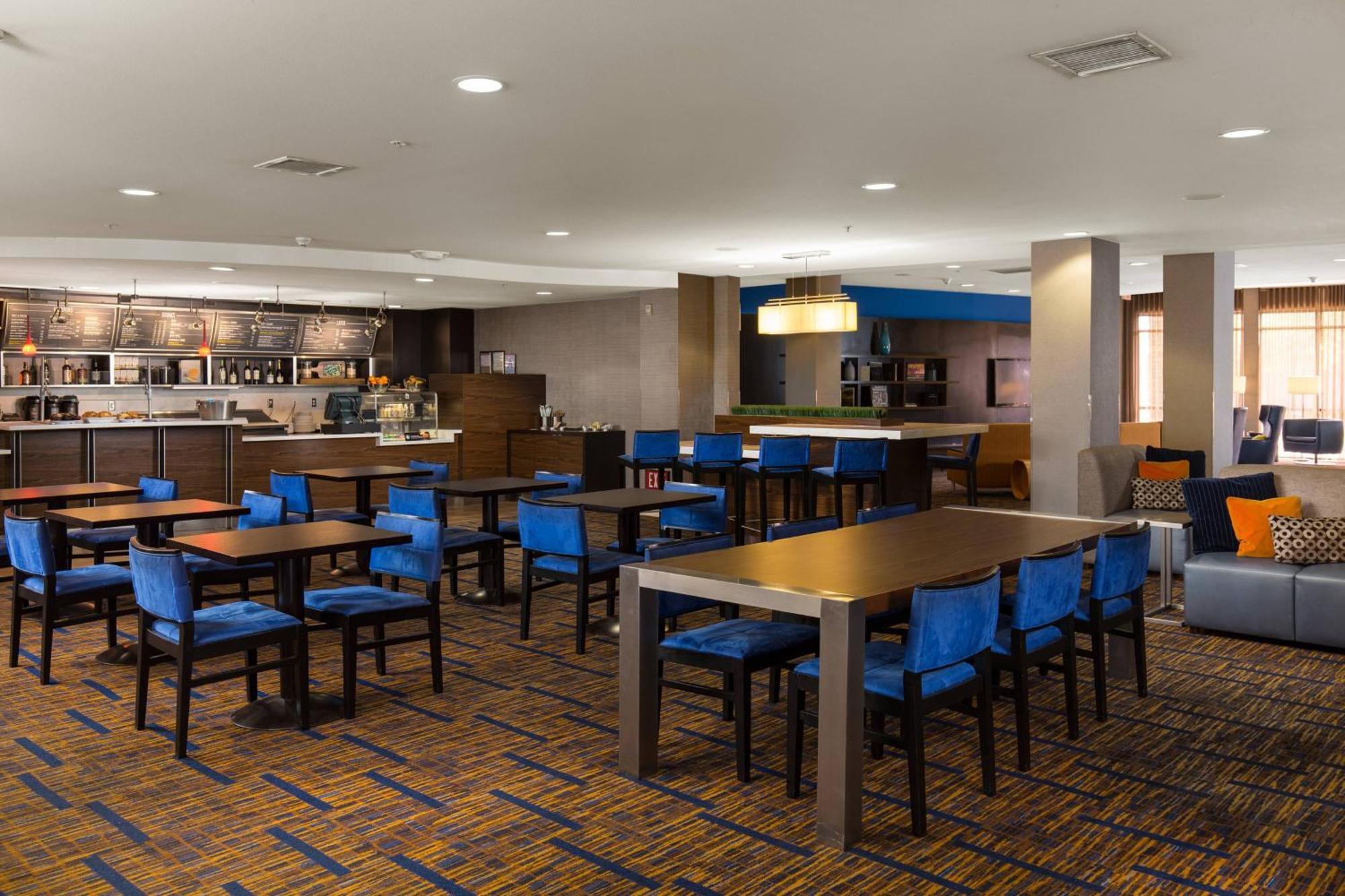 Courtyard By Marriott Ontario Rancho Cucamonga Hotel Exterior photo